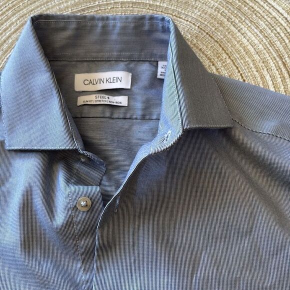 Calvin Klein Slim Fit Stretch Non-Iron Dress Shirt 14‎ 1/2 Blue Mens - Picture 2 of 11